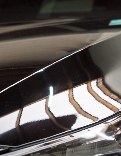 Close up of front left bonnet edge