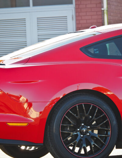 Right rear with reflections in paint